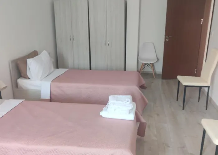 2 Zdrave Apartament Kazanłyk